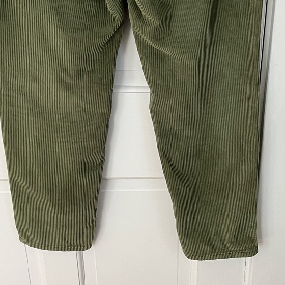Urban Outfitters BDG Mom High Rise Corduroy Pant Moss Green Size 28 - Picture 9 of 15